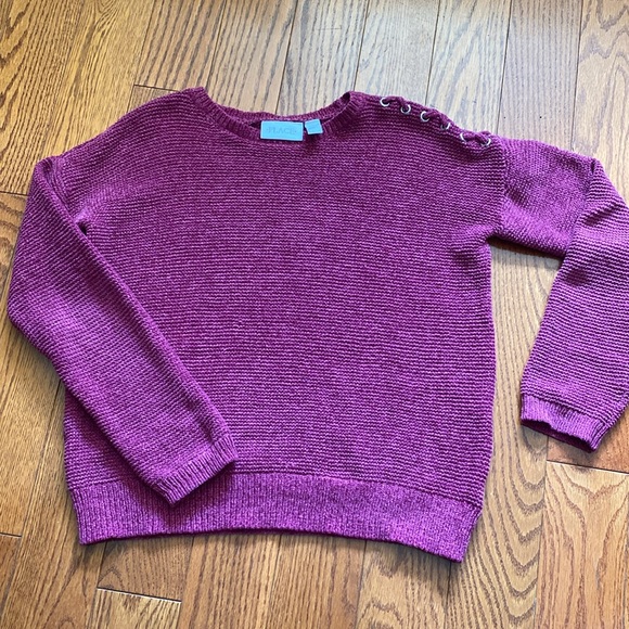 Girl’s 10-12 sweater - Picture 8 of 9